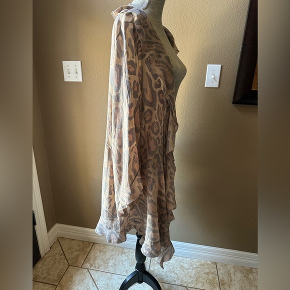 Leopard Print Ruffle Cardigan - Picture 8 of 13